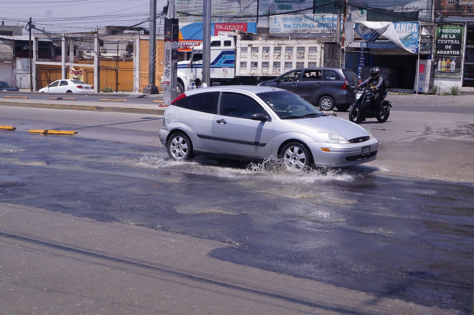 2. agua.jpg leaks