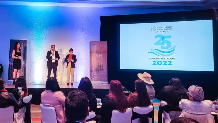 Chantal Chalita, Consultora Ambiental y Ecoblogger, Verónica Santamaría, periodista de Animal Político y colaboradora de Newsweek México y Eduardo Rolón, director ejecutivo de Causa Natura